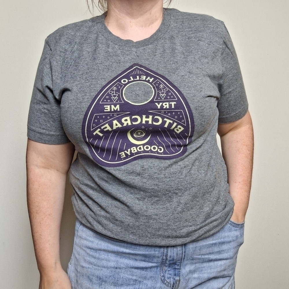 Smartass & Sass Bitchcraft Ouija Board Novelty Funny Witchy Graphic Tee Medium